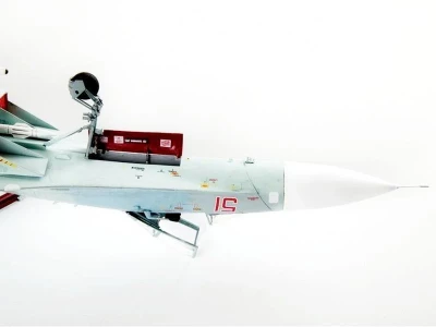 Сборная модель ZVEZDA Российский многоцелевой истребитель Су-27СМ, подарочный набор, 1/72