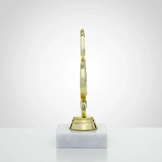 Кубок «Скрипичный ключ», подставка камень белая, 18,5 х 6,5 х 6,5 см
