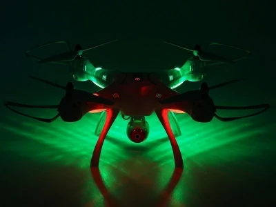 Р/У квадрокоптер Syma X8SW с FPV трансляцией Wi-Fi, барометр 2.4G RTF