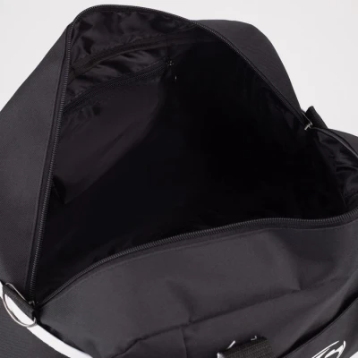 Сумка спортивная, отдел на молнии, 5 наружных карманов, длинный ремень, цвет чёрный