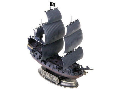 Сборная модель ZVEZDA Корабль Джека Воробья "Черная жемчужина", 1/72