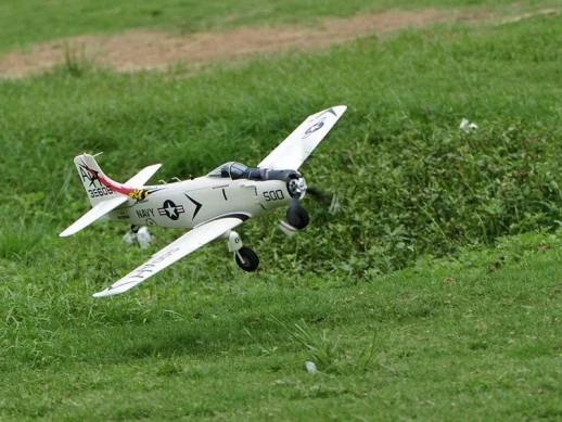 Радиоуправляемый самолет Top RC A1 Sky Raider Pro белый 800мм flight controller PNP
