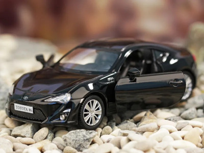 Машина Ideal 1:30-39 Toyota 86