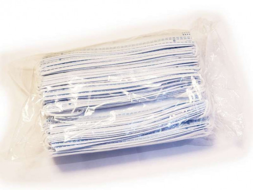 Маска защитная трехслойная на резинке с фиксатором для носа (50шт)