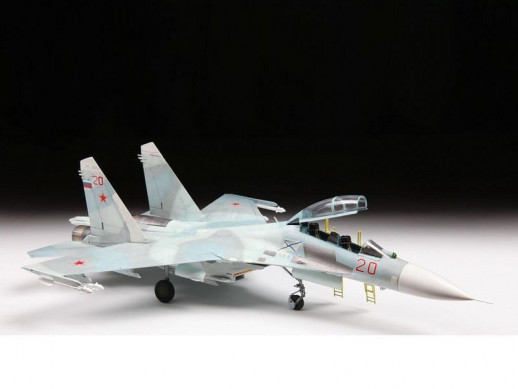 Сборная модель ZVEZDA Российский учебно-боевой самолёт Су-27УБ, 1/72