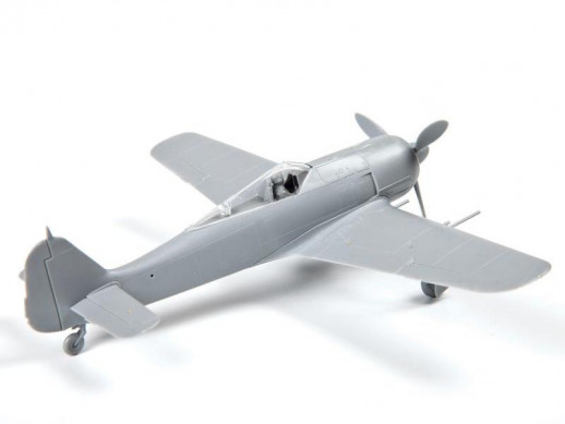 Сборная модель ZVEZDA Немецкий истребитель Фокке-Вульф FW-190A4 (сборка без клея), 1/72