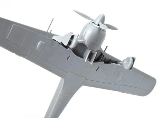 Сборная модель ZVEZDA Немецкий истребитель Фокке-Вульф FW-190A4 (сборка без клея), 1/72