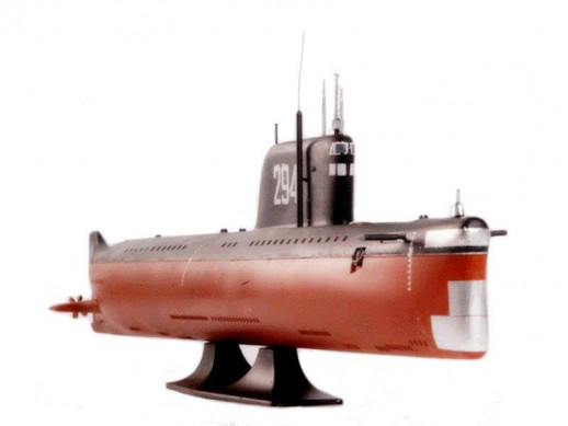 Сборная модель ZVEZDA Советская атомная подводная лодка К-19, 1/350