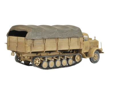 Сборная модель ZVEZDA Немецкий тяжелый полугусеничный грузовик L 4500R Маультир, 1/35