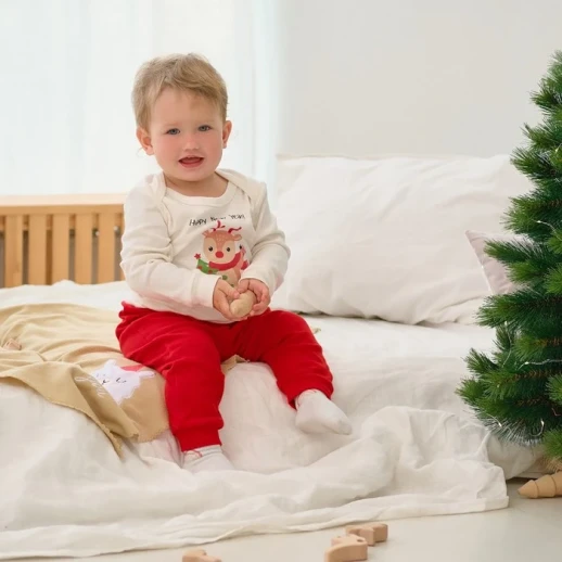 Комплект: джемпер и брюки Крошка Я «Новогодние зверята», цвет красный/белый