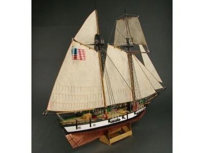 Сборная картонная модель Shipyard балтиморский клипер Berbice в верфи Quay-Portt 1780 г (№38), 1/96
