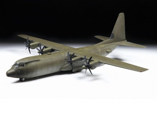 Сборная модель ZVEZDA Военно-транспортный самолет С-130J-30, 1/72