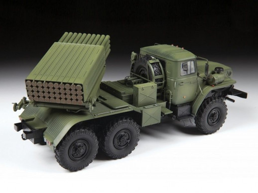 Сборная модель ZVEZDA Российская самоходная реактивная система залпового огня "Град" БМ-21, 1/35