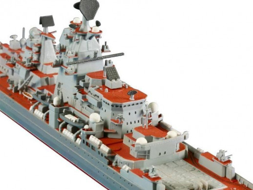 Сборная модель ZVEZDA Российский атомный ракетный крейсер “Петр Великий”, подарочный набор, 1/700
