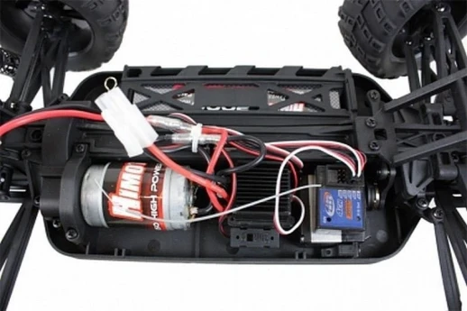Радиоуправляемый монстр Himoto Road Warrior 4WD 2.4G 1/10 RTR