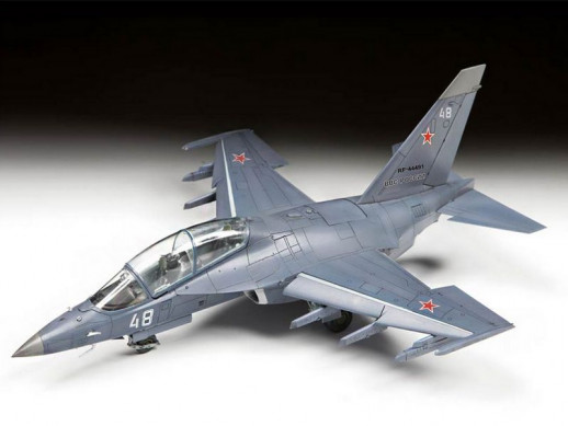 Сборная модель ZVEZDA Российский легкий штурмовик Як-130, 1/48
