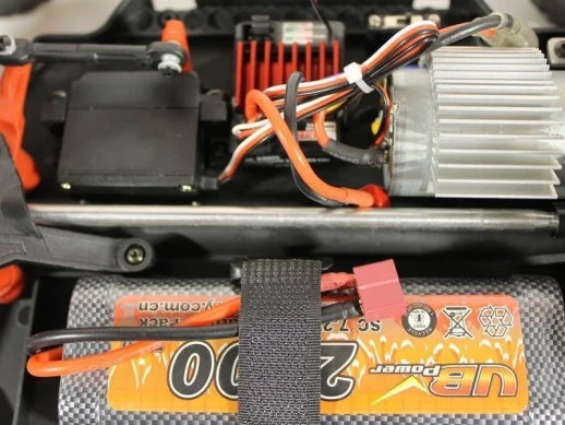 Радиоуправляемый монстр Remo Hobby MMAX UPGRADE (красный) 4WD 2.4G 1/10 RTR