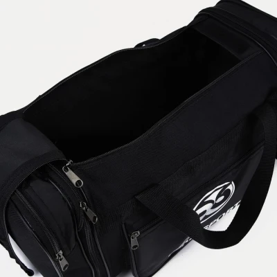 Сумка спортивная на молнии, 3 наружных кармана, длинный ремень, цвет чёрный