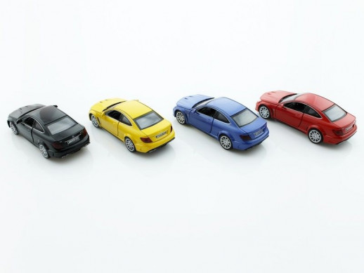 Машина 1:32 Mercedes-Benz С 63 AMG свет, звук, инерция 15см (1/12шт.) б/к