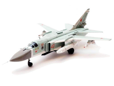 Сборная модель ZVEZDA Советский фронтовой бомбардировщик Су-24, 1/72